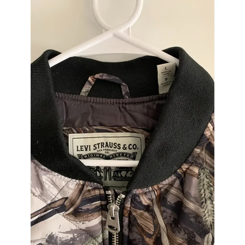Levis Men's Quilted Bomber Jacket Camoflauge Lightweight Insulation Large $225